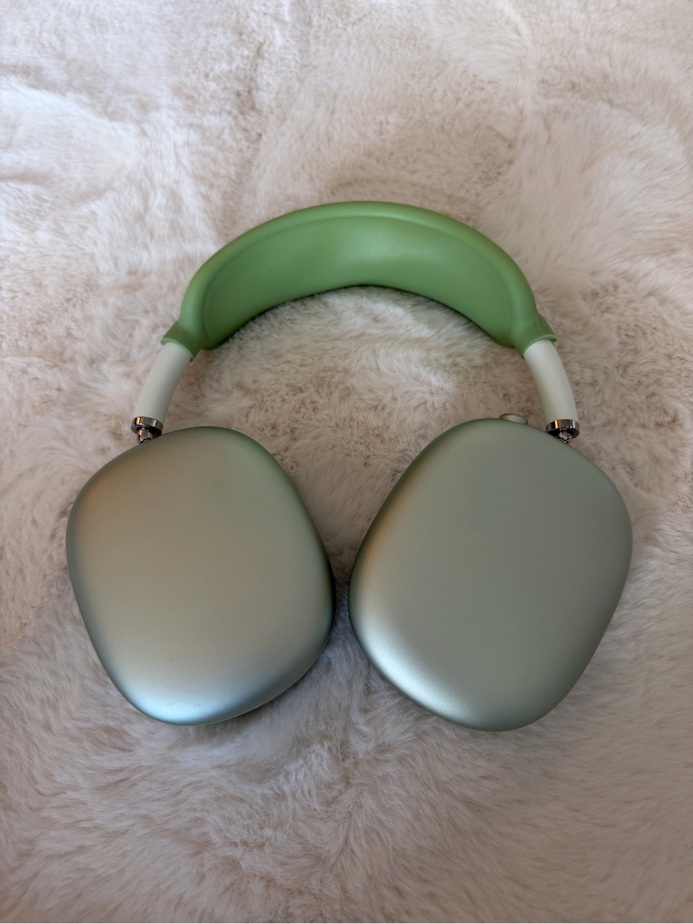 Apple AirPods Max Over-Ear Headphones - Green